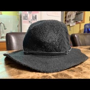 Hollister floppy hat